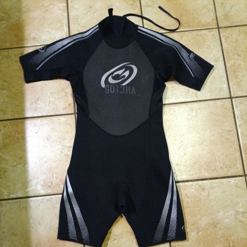 GOTCHA GEAR Men’s Black Wetsuit Spring Shorty 2.2 mm Titanium Short Sleeve Sz M
